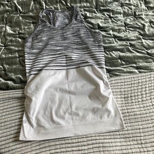 Athleta speed light tank